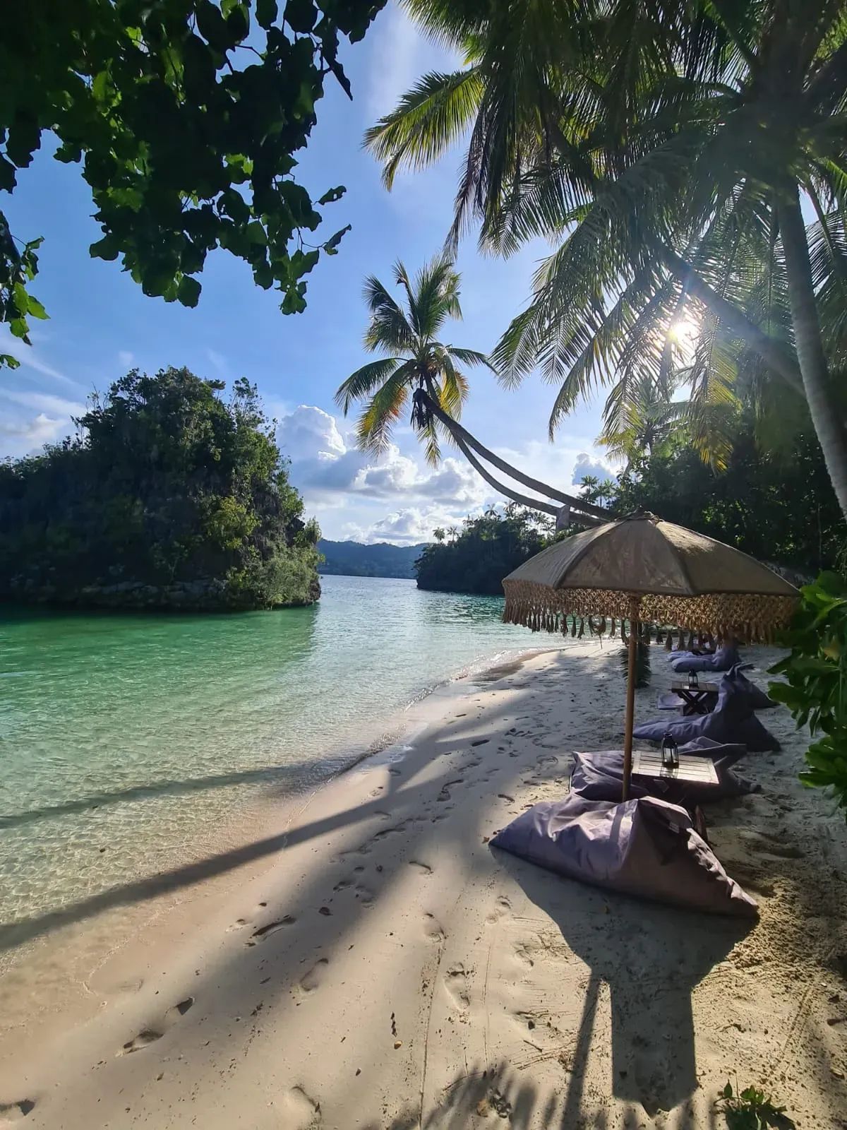 Raja Ampat Beach Setup